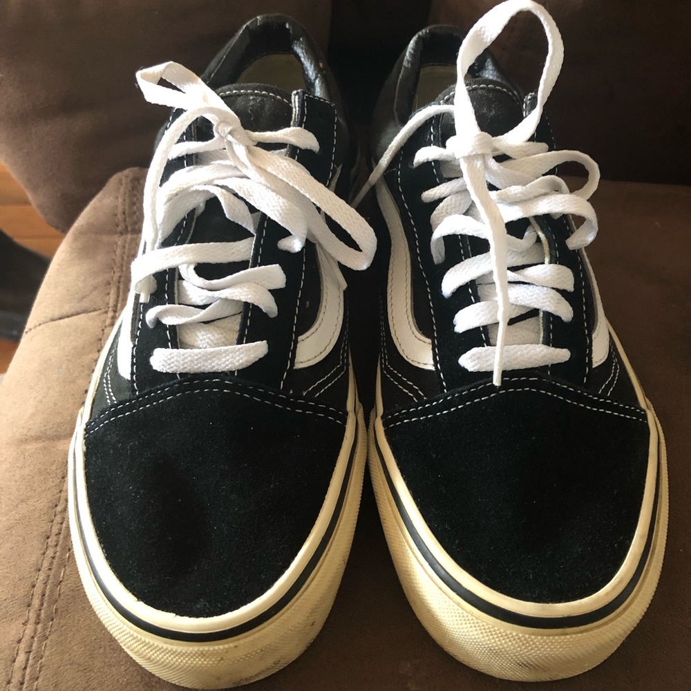 VANS black and white sneakers